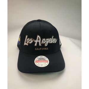 Mitchell & Ness NBA Los Angeles Lakers Classic Edition Nostalgia Cap Hat Black